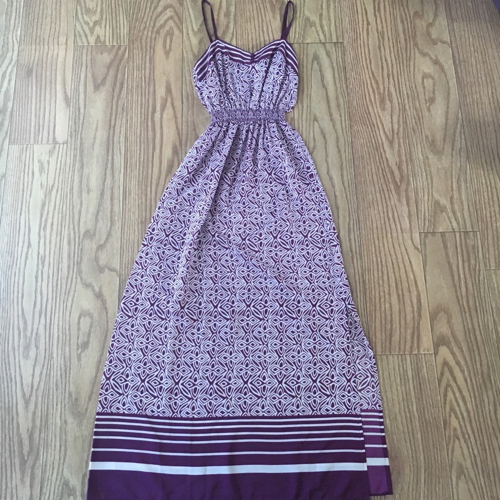LOFT lightweight maxi dress wine/white size XXSP
